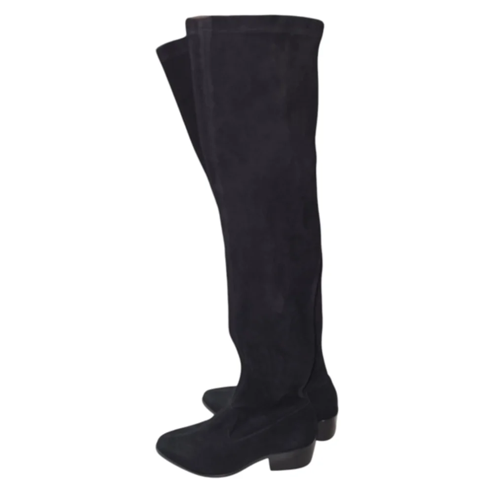 Black Suede Studio step out